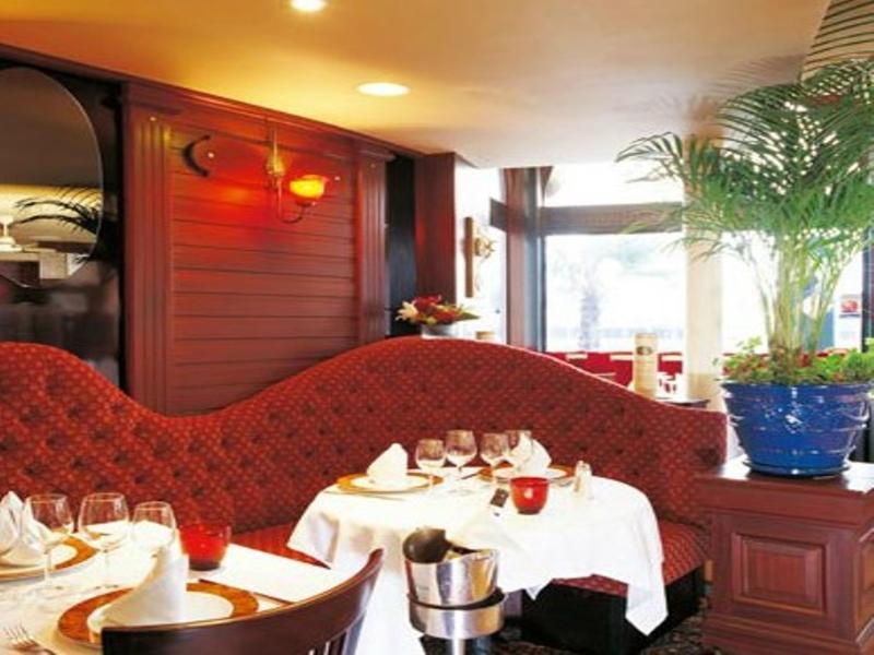 Logis La Régence Hotel Cherbourg en Cotentin Kültér fotó